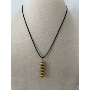 gold bead pendant necklace